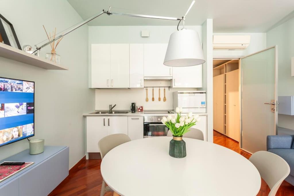 The Boutique Houses - Downtown - Close To Bocconi University Milano Exteriör bild